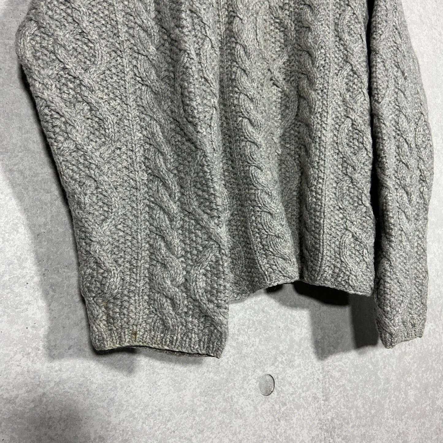 "J CREW" hand made glay low gauge wool knit