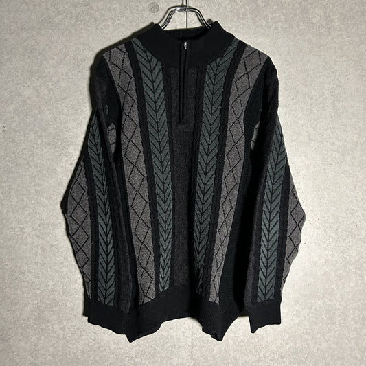 black pattern half zip knit