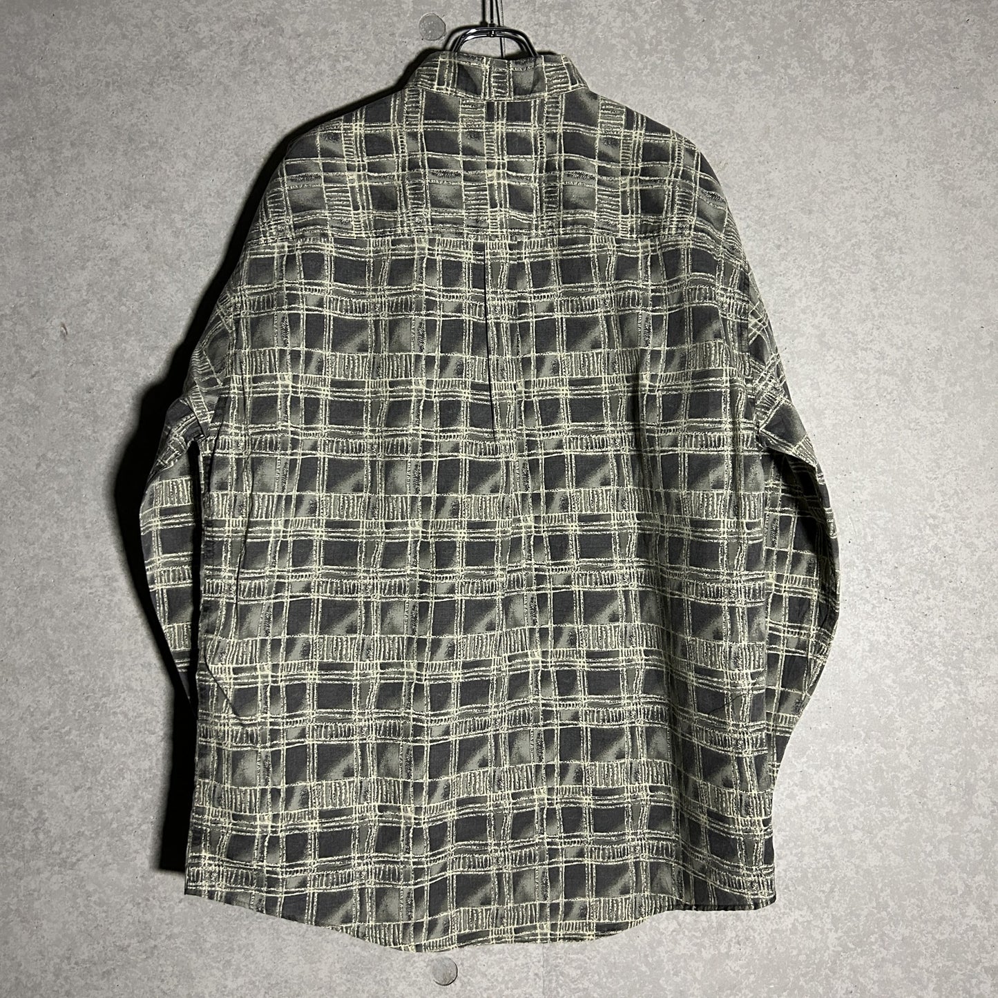 geometric window pattern shirt