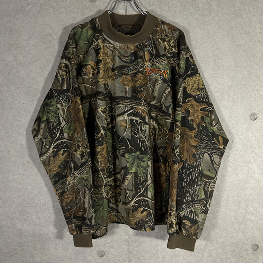 real tree print pull over